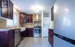 210 HARRYGAN CRESCENT | Richmond Hill Ontario | Slide Image Six