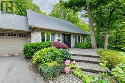 1941 FOUR SEASONS DRIVE | Burlington Ontario | Slide Image One