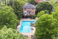 28 TAYWOOD COURT | Dundas Ontario | Slide Image One