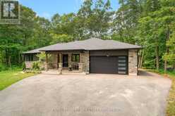 34 OAKWOOD AVENUE | Tiny Ontario | Slide Image Three