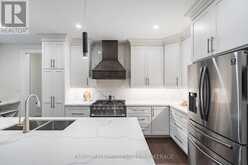34 OAKWOOD AVENUE | Tiny Ontario | Slide Image Nine