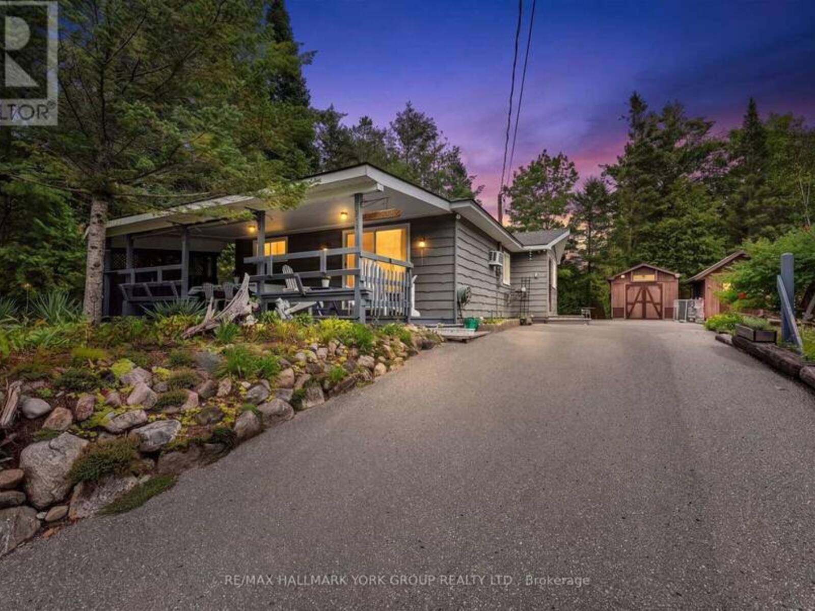 1085 RIVER ROAD E, Wasaga Beach, Ontario L9Z 2P7