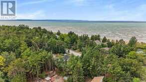1085 RIVER ROAD E | Wasaga Beach Ontario | Slide Image Forty-nine