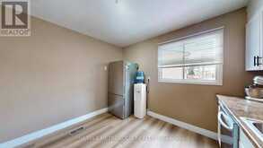 19 - 601 GALAHAD DRIVE | Oshawa Ontario | Slide Image Ten