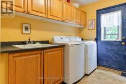 37 GLENTHORNE DRIVE | Toronto Ontario | Slide Image Sixteen