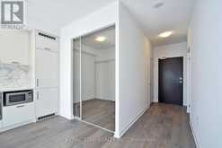 909 - 10 HONEYCRISP CRESCENT | Vaughan Ontario | Slide Image Fifteen