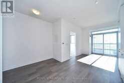 909 - 10 HONEYCRISP CRESCENT | Vaughan Ontario | Slide Image Twenty-four