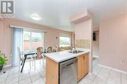 46 THUNDERBIRD TRAIL | Brampton Ontario | Slide Image Seven