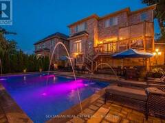 90 GRANDVIEW AVENUE Markham Ontario, L3T 1H4