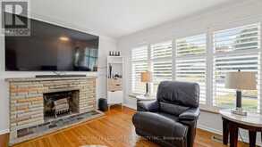 14 WINLAW PLACE | Markham Ontario | Slide Image Ten