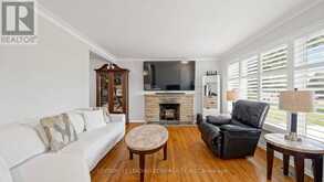 14 WINLAW PLACE | Markham Ontario | Slide Image Six