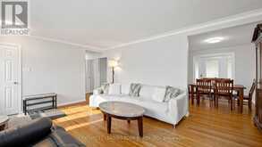 14 WINLAW PLACE | Markham Ontario | Slide Image Nine