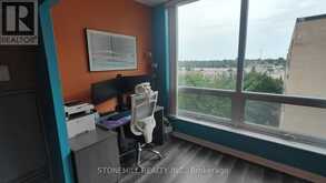 814 - 326 MAJOR MACKENZIE DRIVE E | Richmond Hill Ontario | Slide Image Fifteen
