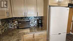 814 - 326 MAJOR MACKENZIE DRIVE E | Richmond Hill Ontario | Slide Image Five