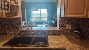 814 - 326 MAJOR MACKENZIE DRIVE E | Richmond Hill Ontario | Slide Image Six