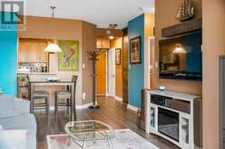 814 - 326 MAJOR MACKENZIE DRIVE E | Richmond Hill Ontario | Slide Image Seventeen