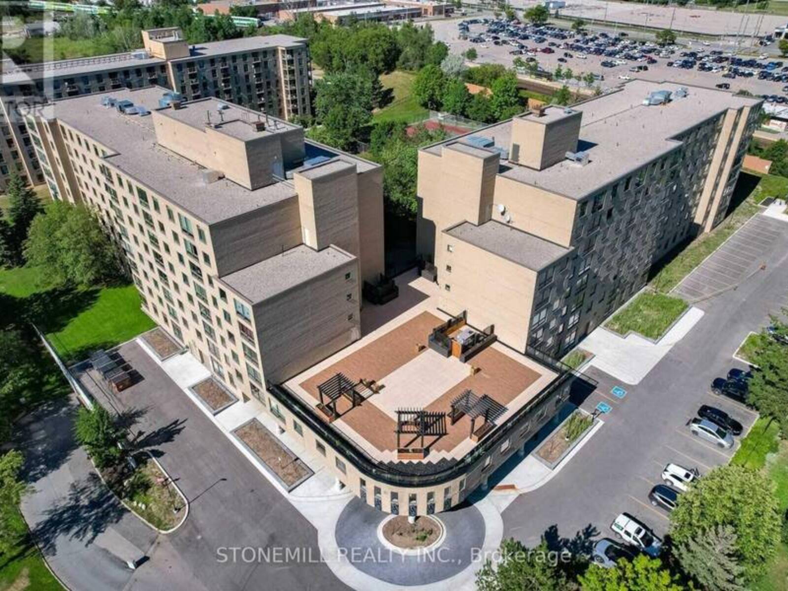 814 - 326 MAJOR MACKENZIE DRIVE E, Richmond Hill, Ontario L4C 8T4