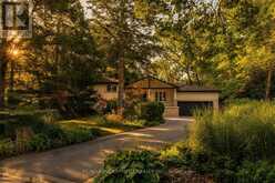1063 GREENOAKS DRIVE | Mississauga Ontario | Slide Image One