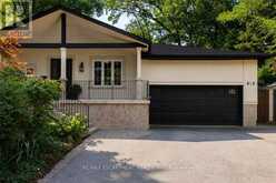 1063 GREENOAKS DRIVE | Mississauga Ontario | Slide Image Two