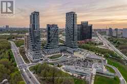 110 - 10 INN ON THE PARK DRIVE | Toronto Ontario | Slide Image Two