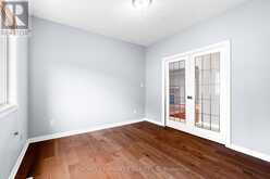 4 CLAIRFIELDS DRIVE W | Guelph Ontario | Slide Image Twelve