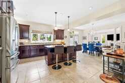 527 MEADOW WOOD ROAD | Mississauga Ontario | Slide Image Twelve