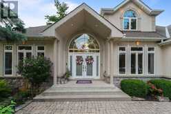 527 MEADOW WOOD ROAD | Mississauga Ontario | Slide Image Three