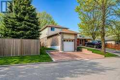 238 LINDEN DRIVE | Cambridge Ontario | Slide Image Two