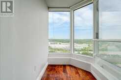 1610 - 2045 LAKE SHORE BOULEVARD W | Toronto Ontario | Slide Image Nine