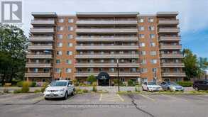706 - 414 BLAKE STREET | Barrie Ontario | Slide Image Three
