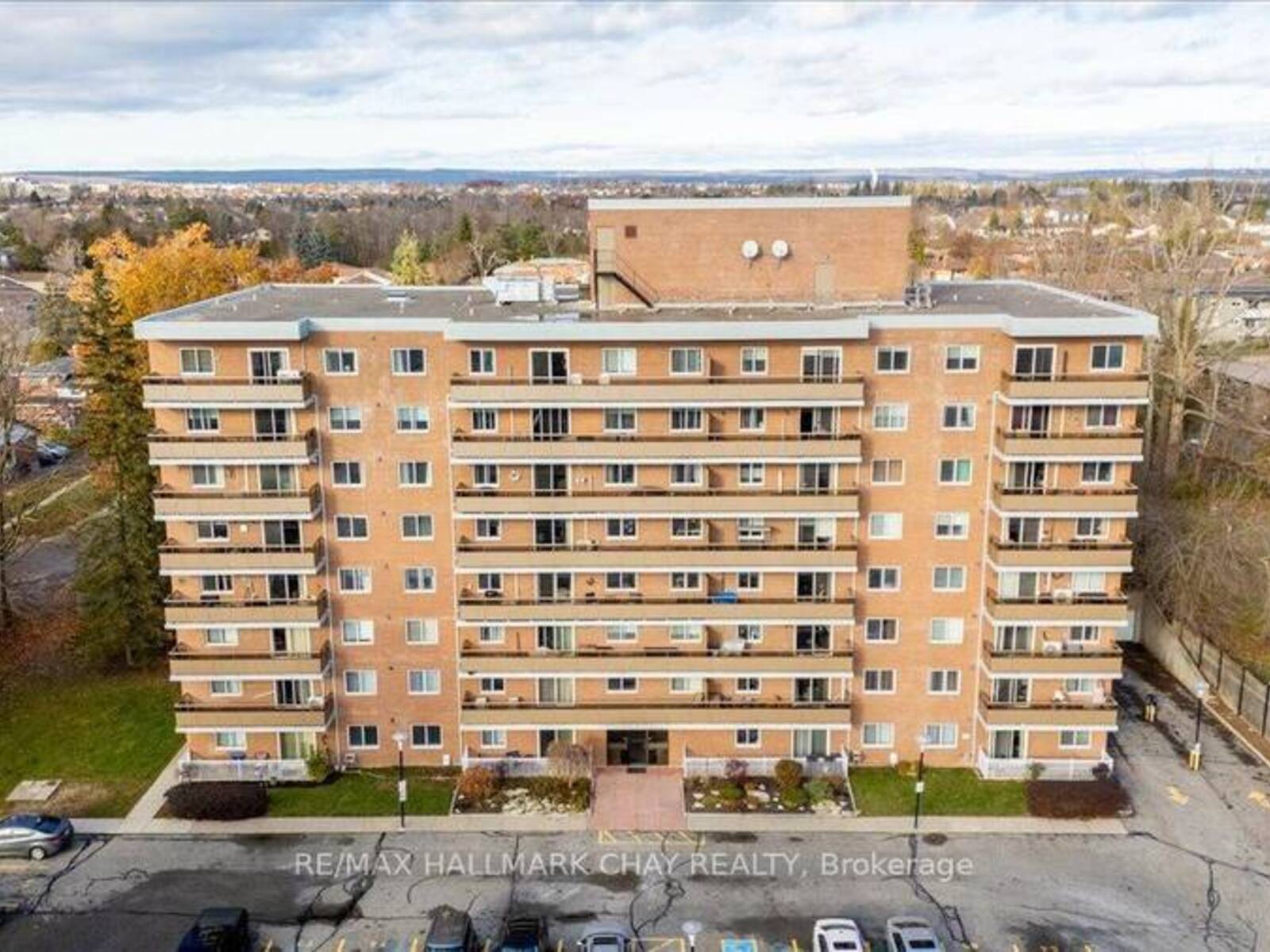 706 - 414 BLAKE STREET, Barrie, Ontario L4M 5J7