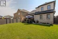 72 POND VIEW GATE | Hamilton Ontario | Slide Image Four