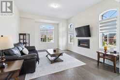 54 LEARY CRESCENT | Richmond Hill Ontario | Slide Image Eight