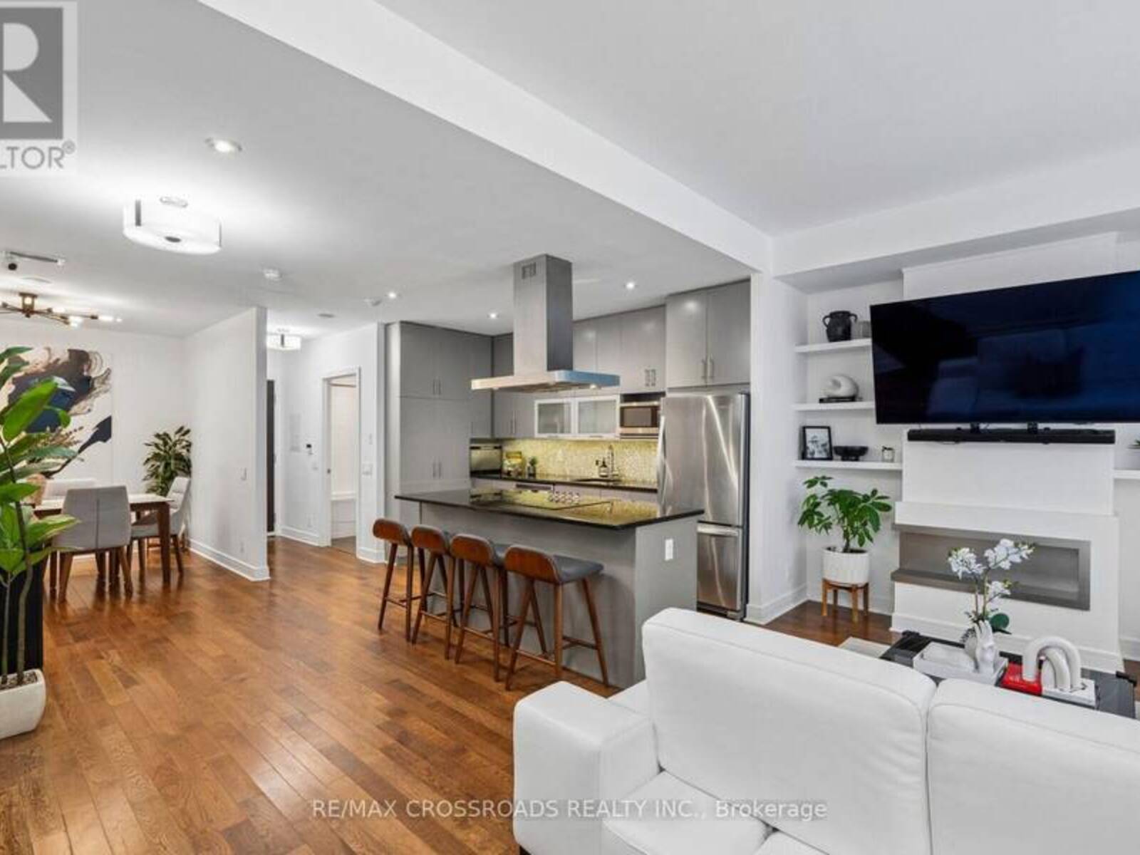 107 - 116 GEORGE STREET, Toronto, Ontario M5A 3S2