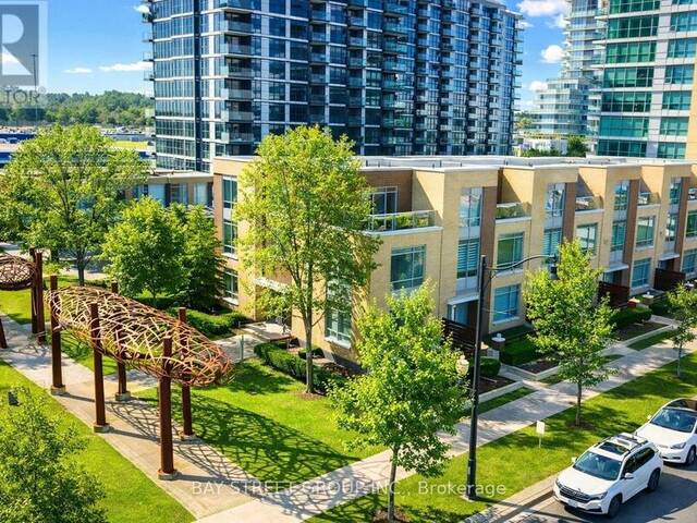 TH07 - 25 SINGER COURT Toronto Ontario, M2K 0B3 - 4 Bedrooms Condo For Sale
