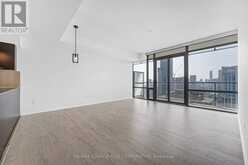 4404 - 38 GRENVILLE STREET | Toronto Ontario | Slide Image Eight