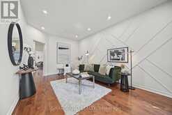 12 JOHN GARY DRIVE | Markham Ontario | Slide Image Four