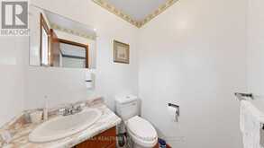 211 RISEBROUGH CIRCUIT | Markham Ontario | Slide Image Seventeen