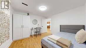 211 RISEBROUGH CIRCUIT | Markham Ontario | Slide Image Thirty-two