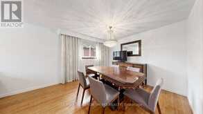 211 RISEBROUGH CIRCUIT | Markham Ontario | Slide Image Seven