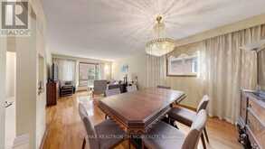 211 RISEBROUGH CIRCUIT | Markham Ontario | Slide Image Eight