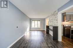 90 MOON DRIVE | Barrie Ontario | Slide Image Thirteen
