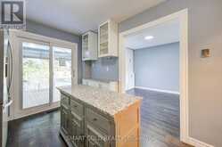 90 MOON DRIVE | Barrie Ontario | Slide Image Seventeen