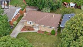 126 PARTRIDGE CRESCENT | Chatham Ontario | Slide Image Four