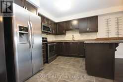 22 GERANIUM AVENUE N | Hamilton Ontario | Slide Image Six