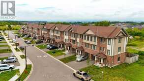 41 UTTER PLACE | Hamilton Ontario | Slide Image Three