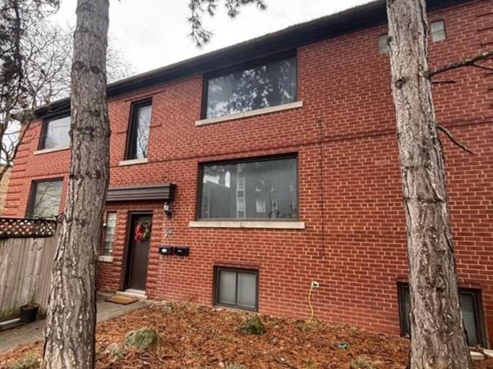 97 ORIOLE PARKWAY, Toronto, Ontario M5P 2G7