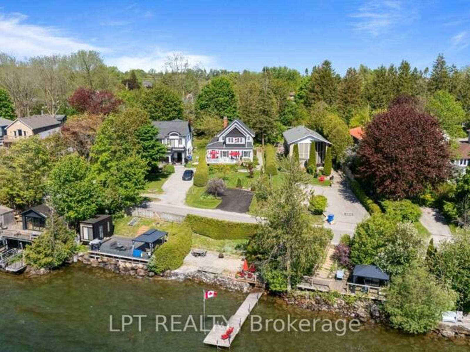 145 LAKE DRIVE N, Georgina, Ontario L4P 3C8
