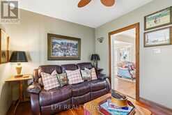 145 LAKE DRIVE N | Georgina Ontario | Slide Image Twenty-one
