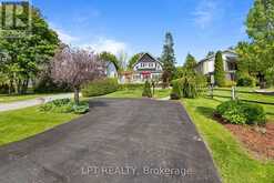 145 LAKE DRIVE N | Georgina Ontario | Slide Image Five